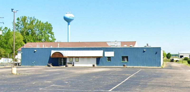 Pins Bar and Grille, Bowling and Event Center (Town and Country Lanes) - Street View (newer photo)